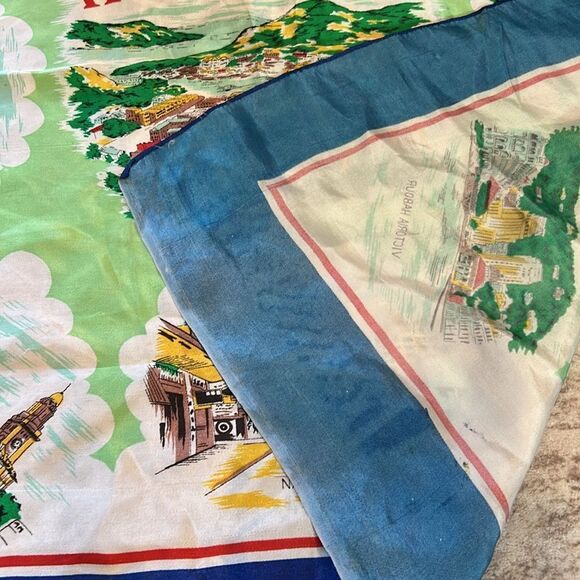 Vintage Hong Kong, souvenir, tourist, scarf - Picture 6 of 7